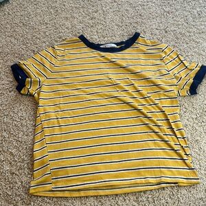 gaze- Yellow Top w/ stripes